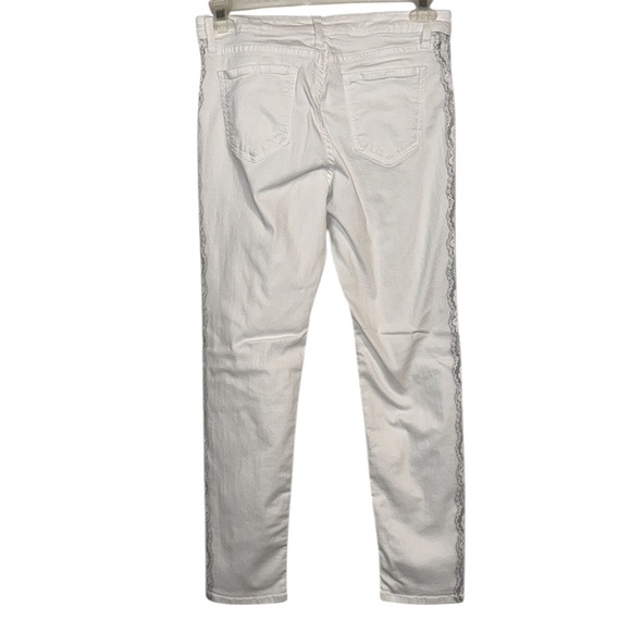 🌹 BOSTON PROPER WHITE/GRAY EMBELLISHED LACE JEANS - Picture 5 of 8